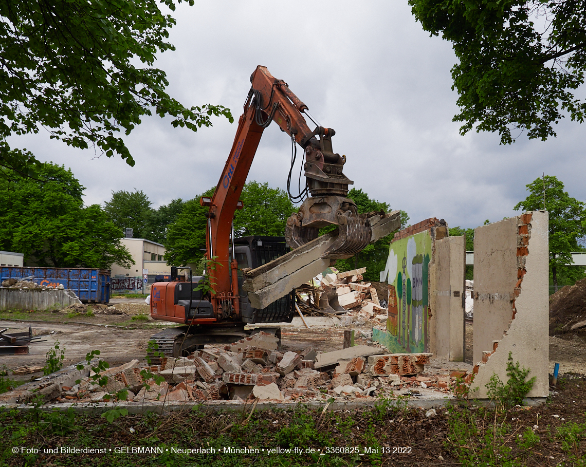 13.05.2022 - Baustelle am Haus für Kinder in Neuperlach